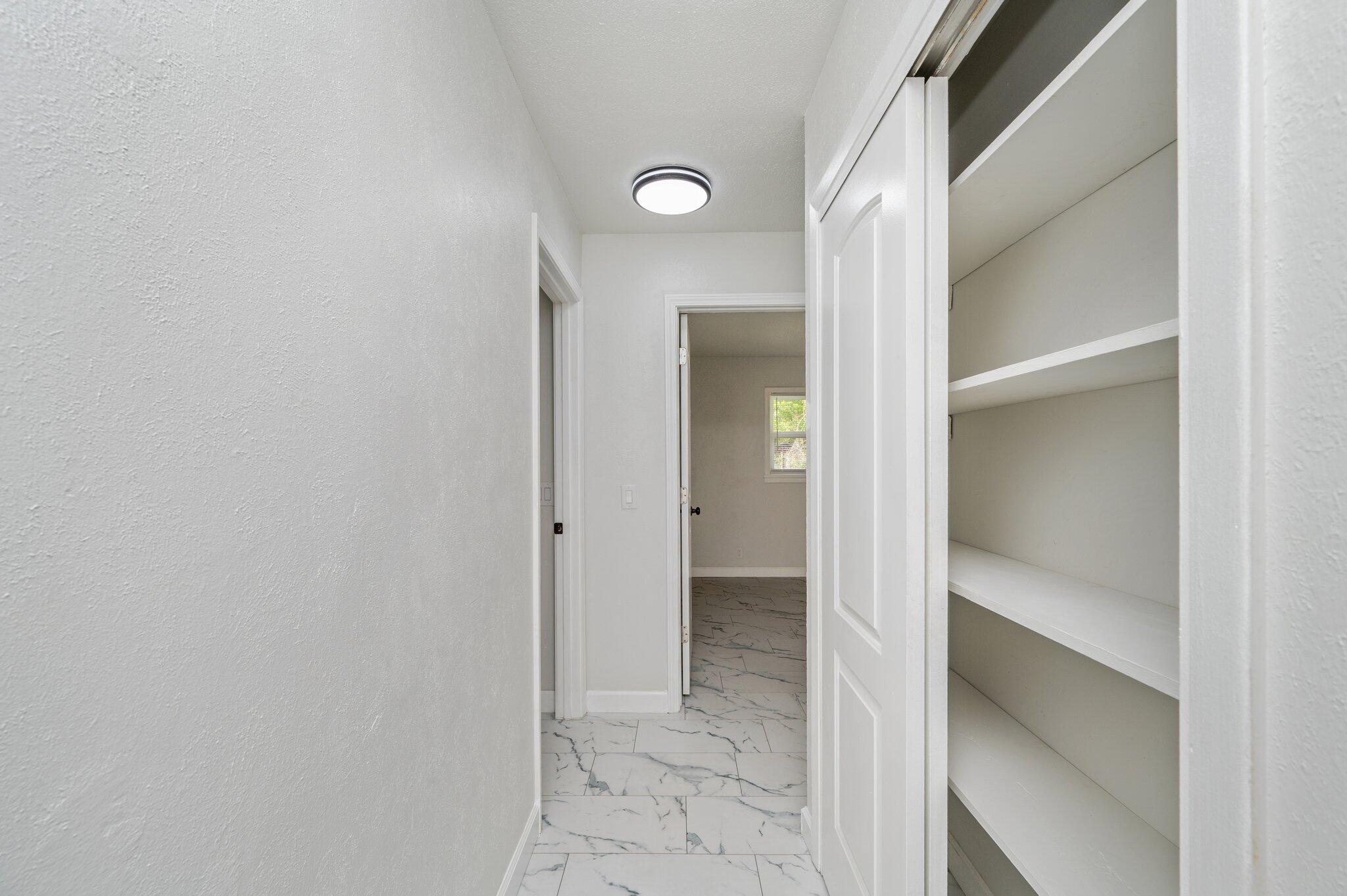 22543 Highway 331 Laurel Hill, FL 32567 - Photo 14 of 36 a view of a hallway