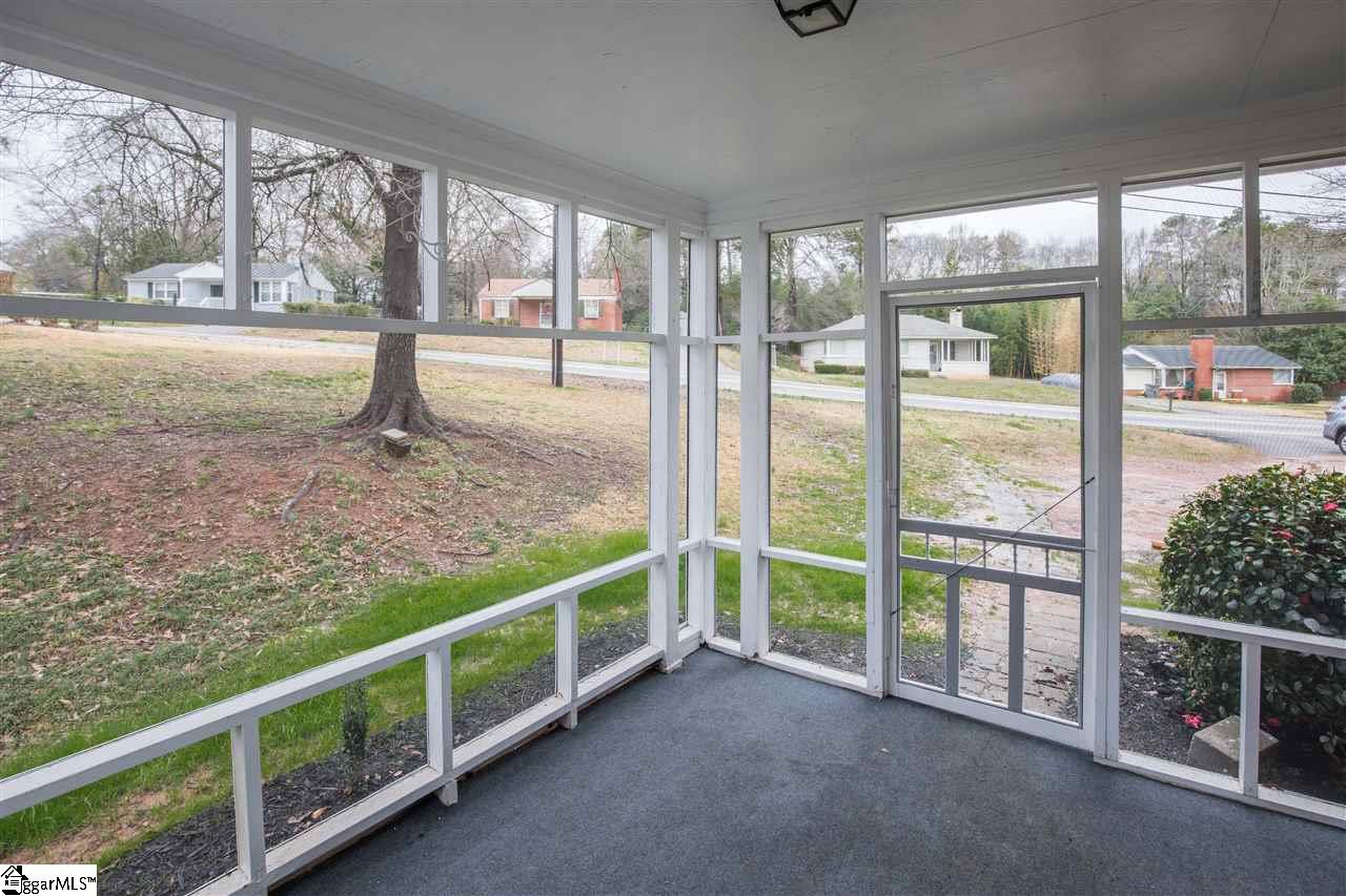 301 Crestfield Road Greenville, SC 29605 - Photo 15 of 17 Gallery Image 15