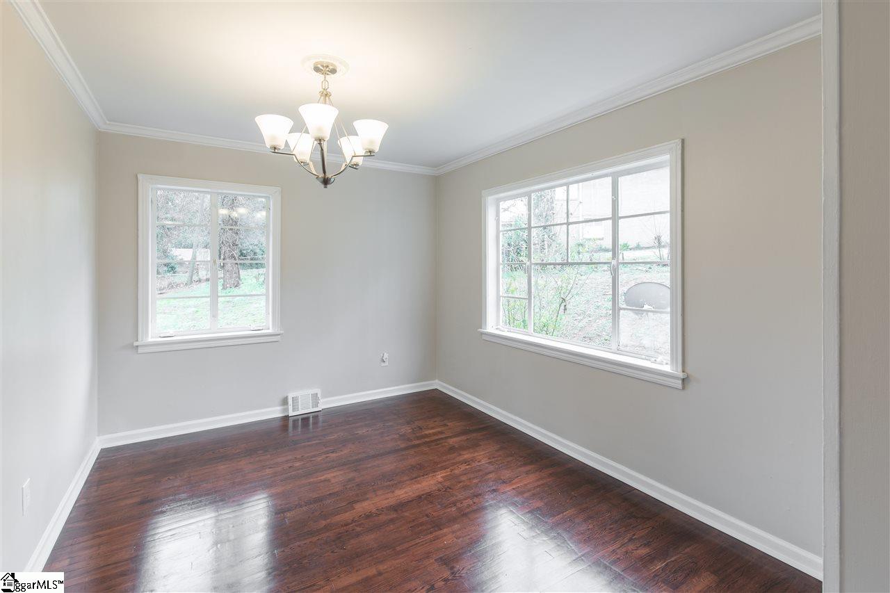 301 Crestfield Road Greenville, SC 29605 - Photo 5 of 17 Gallery Image 5