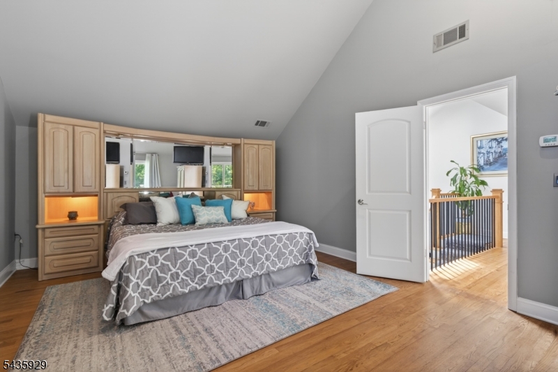 32 1st Street Florham Park, NJ 07932 - Photo 23 of 45