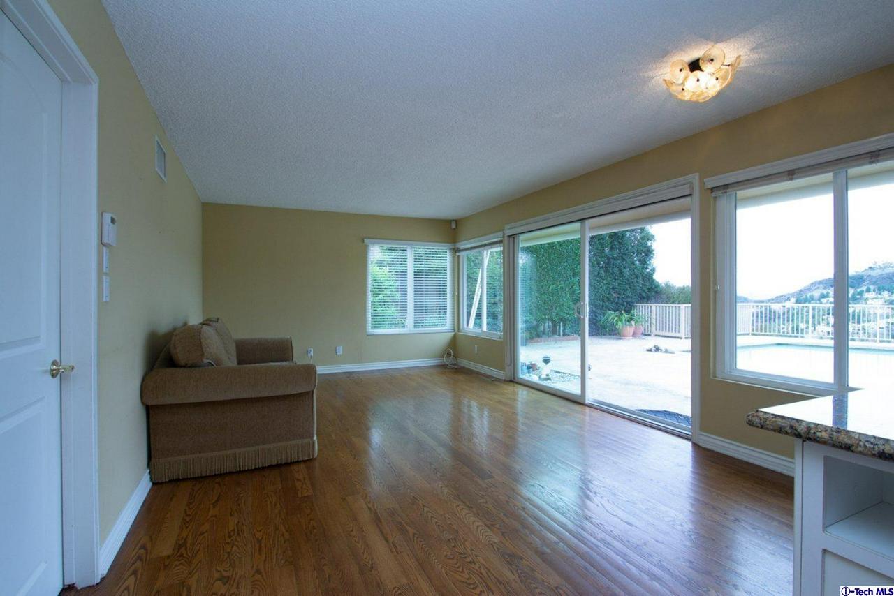 3816 San Augustine Drive Glendale, CA 91206 - Photo 21 of 35