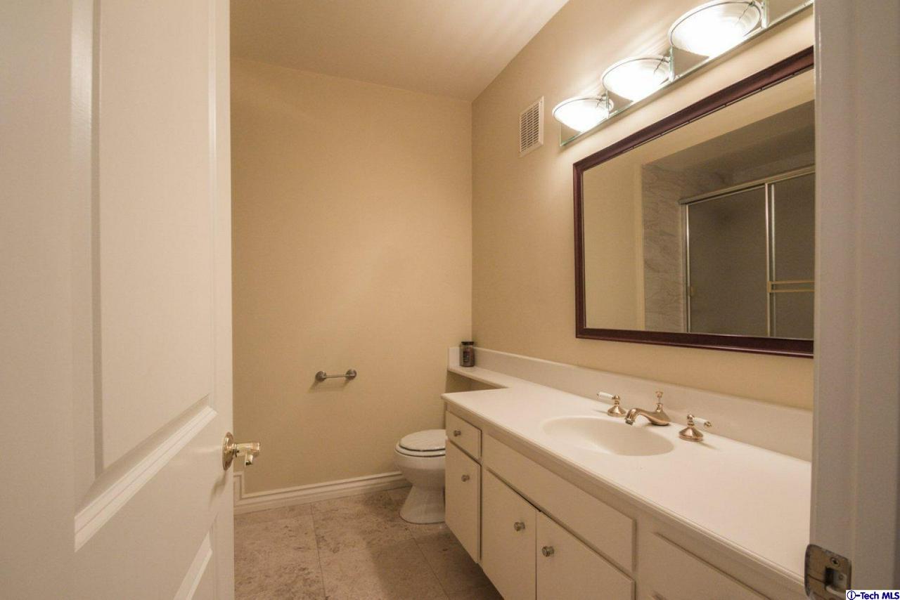 3816 San Augustine Drive Glendale, CA 91206 - Photo 24 of 35