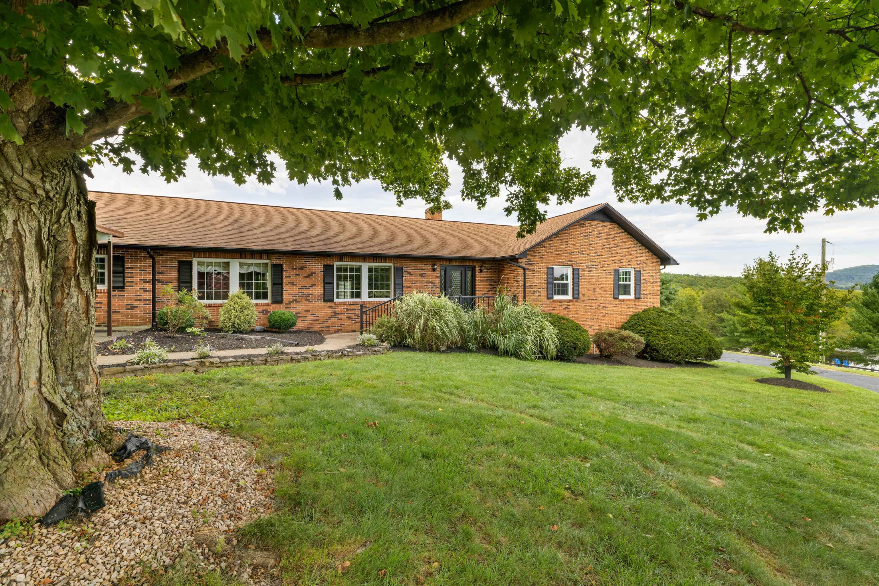 308 Stonewall Road Weyers Cave, VA 24486 - Photo 59 of 74 Gallery Image 59