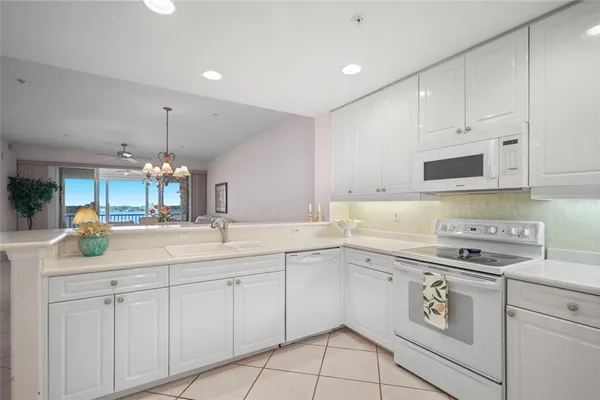$550,000 | 242 Hidden Bay Drive, Unit 603, Osprey, FL 34229