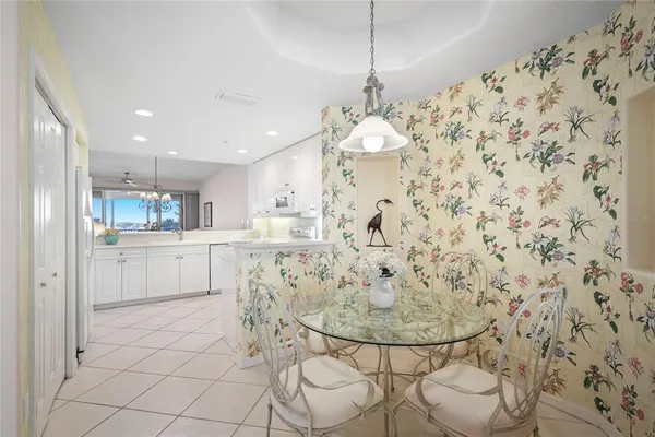 $550,000 | 242 Hidden Bay Drive, Unit 603, Osprey, FL 34229
