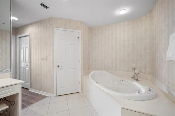 $550,000 | 242 Hidden Bay Drive, Unit 603, Osprey, FL 34229