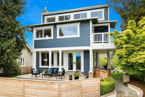 $1,795,000 | 915 30th Avenue South, Seattle, WA 98144