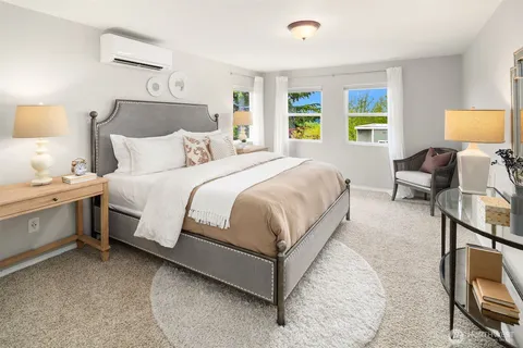 $1,795,000 | 915 30th Avenue South, Seattle, WA 98144