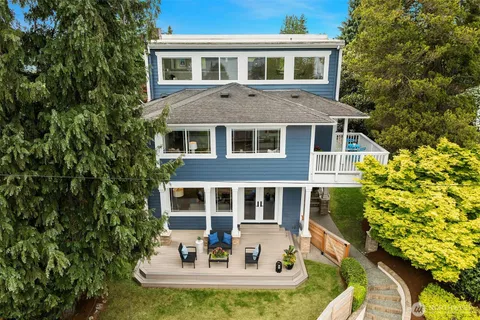 $1,795,000 | 915 30th Avenue South, Seattle, WA 98144