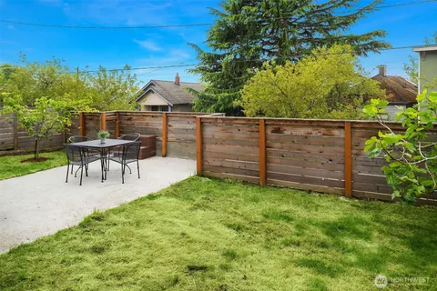 $1,795,000 | 915 30th Avenue South, Seattle, WA 98144