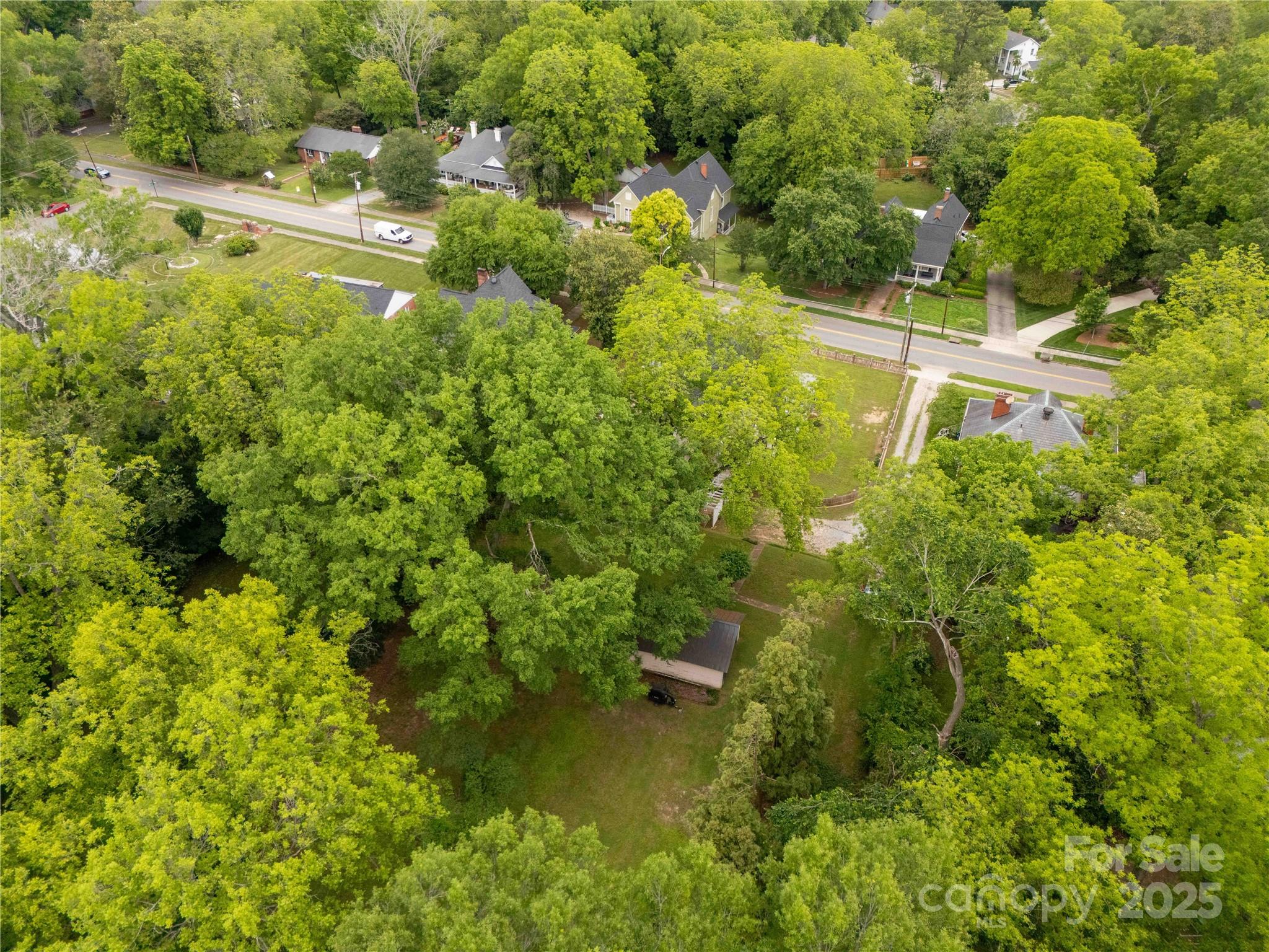 7 Kings Mountain Street York, SC 29745 - Photo 44 of 46 a view of yard with green space