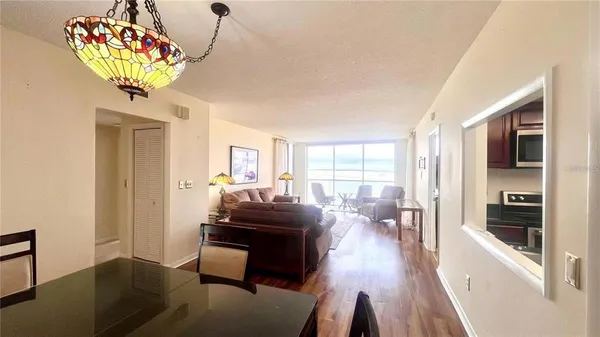 $3,000 | 100 Pierce Street, Unit 1001, Clearwater, FL 33756