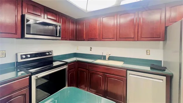 $3,000 | 100 Pierce Street, Unit 1001, Clearwater, FL 33756