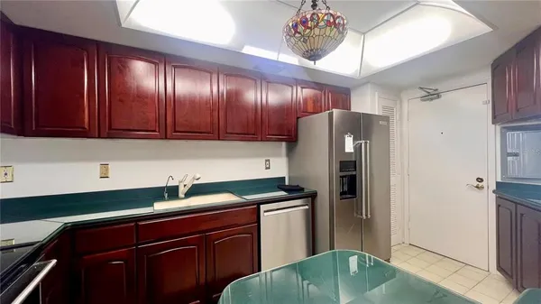 $3,000 | 100 Pierce Street, Unit 1001, Clearwater, FL 33756