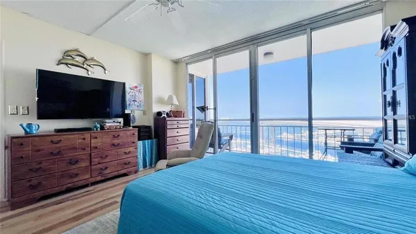 $3,000 | 100 Pierce Street, Unit 1001, Clearwater, FL 33756