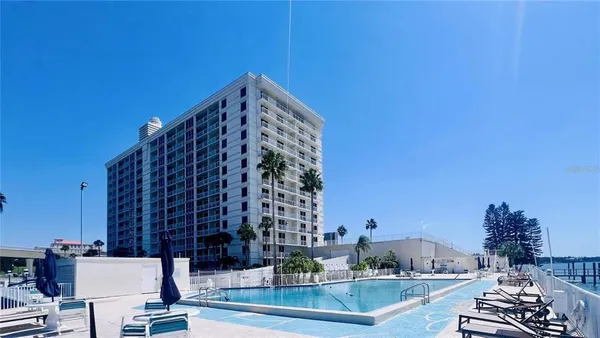$3,000 | 100 Pierce Street, Unit 1001, Clearwater, FL 33756