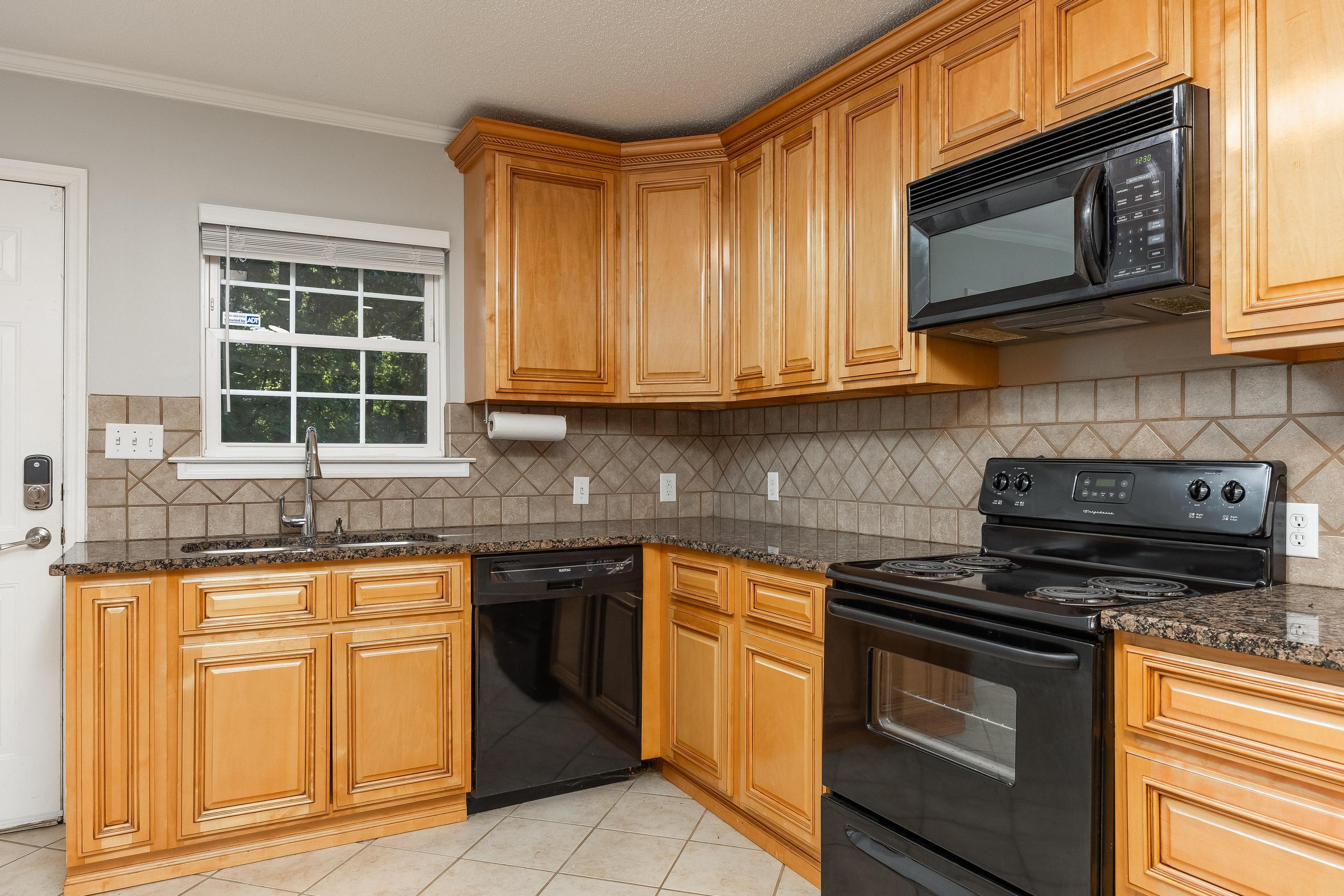2201 Old Ringgold Road Chattanooga, TN 37404 - Photo 11 of 38 204010~1