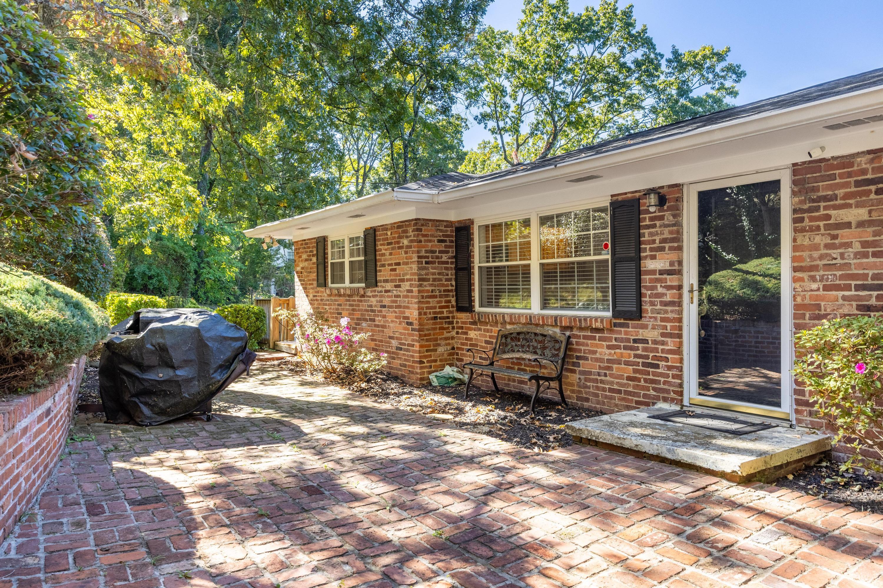 2201 Old Ringgold Road Chattanooga, TN 37404 - Photo 5 of 38 2005E0~1