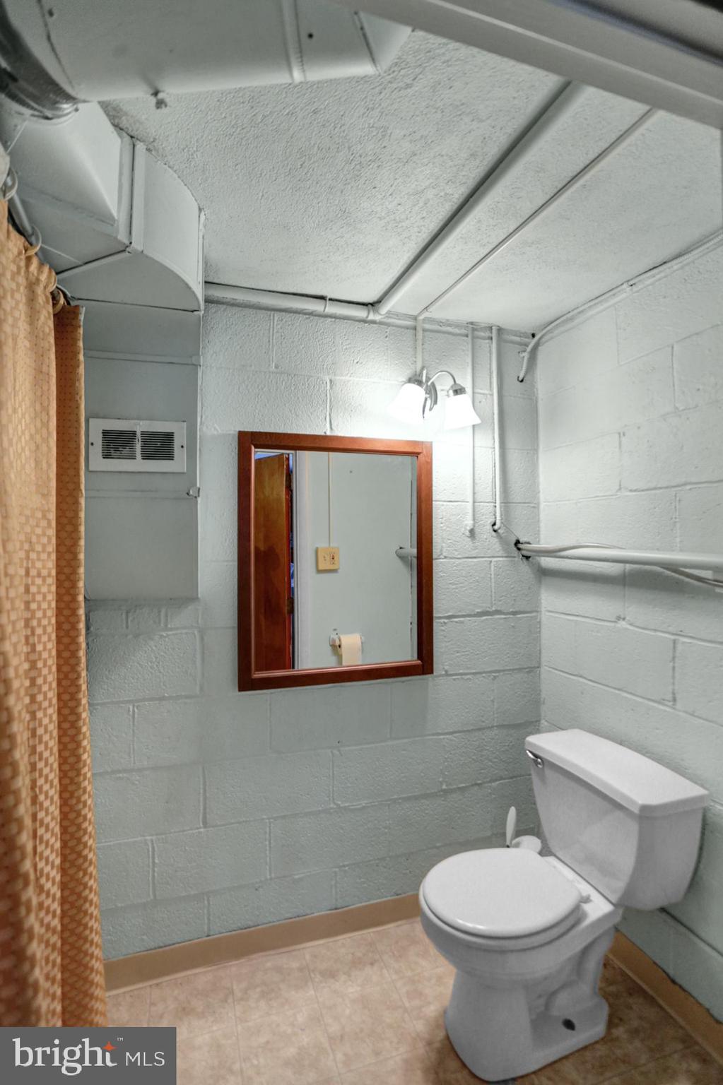 210 Grande Valley Road Reading, PA 19606 - Photo 22 of 32 Gallery Image 22