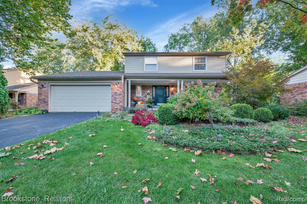 1997 Devonshire Road Bloomfield Hills, MI 48302 - Photo 3 of 24
