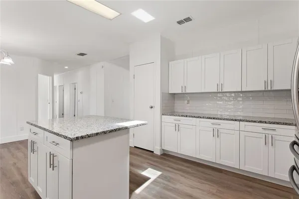 $2,499 | 486 Lindsey Drive, Lakeland, FL 33809