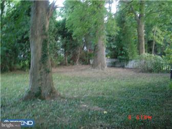 37 Lumar Road Lawrenceville, NJ 08648 - Photo 3 of 7 Exterior Back