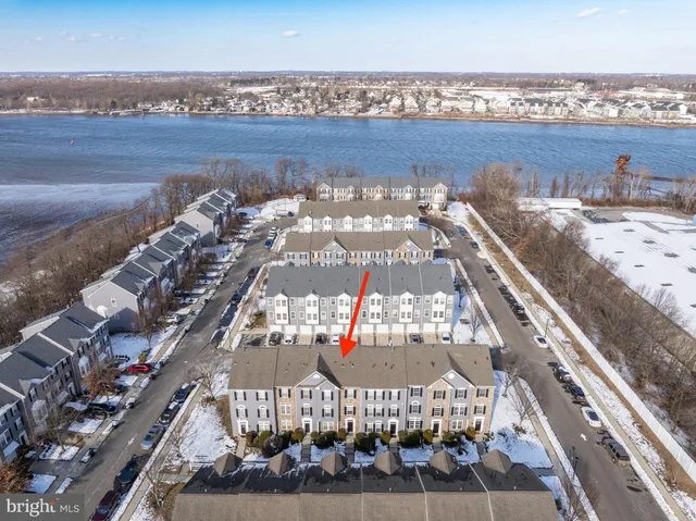 $395,000 | 6 Fawn Court, Delanco, NJ 08075