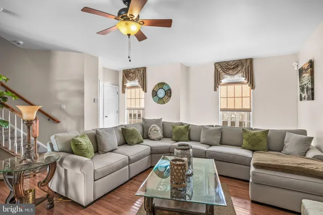 $395,000 | 6 Fawn Court, Delanco, NJ 08075