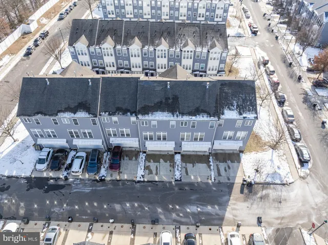 $395,000 | 6 Fawn Court, Delanco, NJ 08075