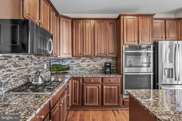 $395,000 | 6 Fawn Court, Delanco, NJ 08075