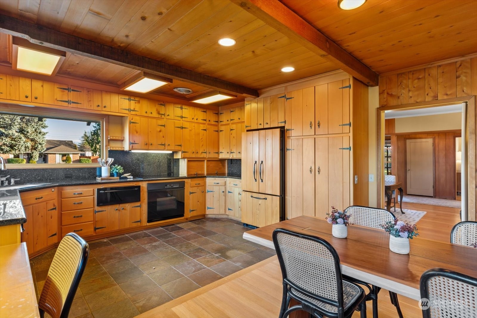 718 Rucker Avenue Everett, WA 98201 - Photo 12 of 40