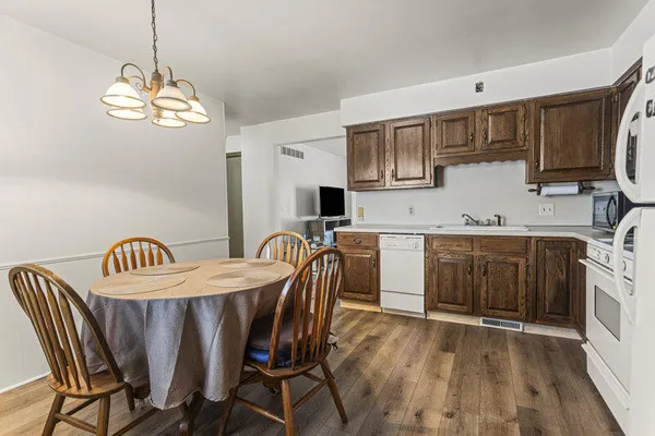 $162,500 | 5646 Leisure S Drive Southeast, Grand Rapids, MI 49548