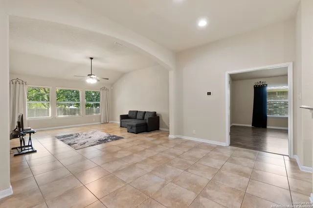 $464,500 | 10728 Barnsford Lane, Helotes, TX 78023