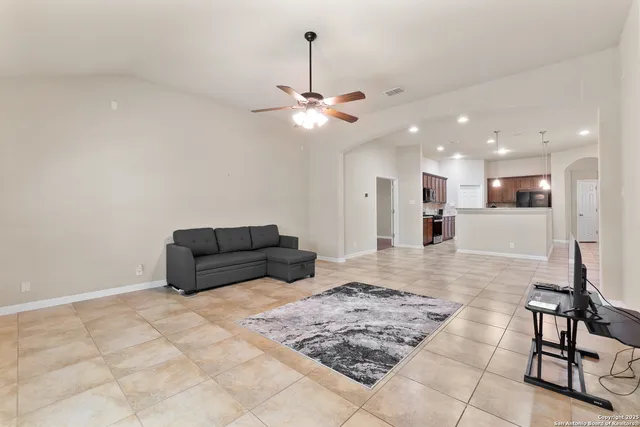 $464,500 | 10728 Barnsford Lane, Helotes, TX 78023