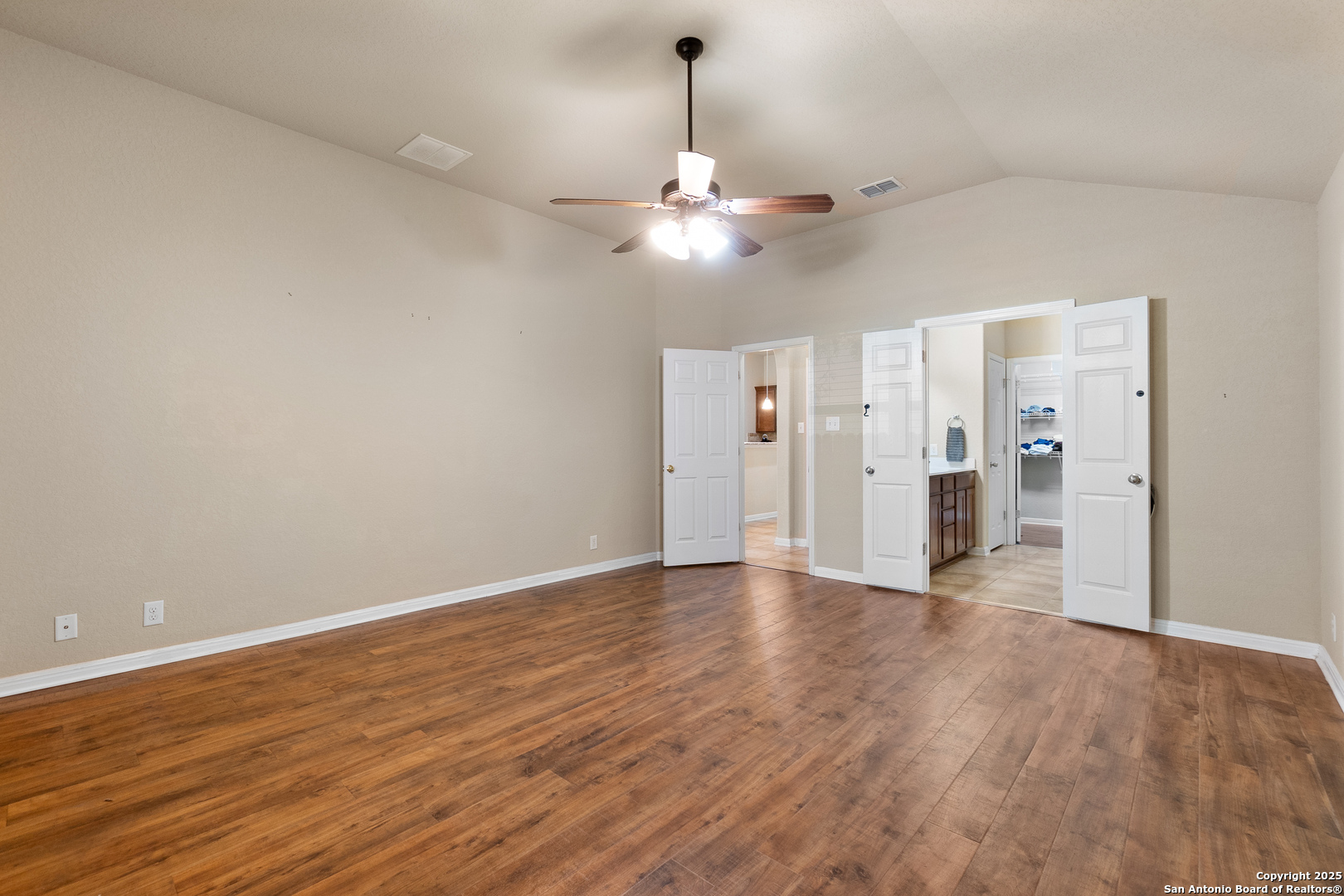 10728 Barnsford Lane Helotes, TX 78023 - Photo 19 of 41