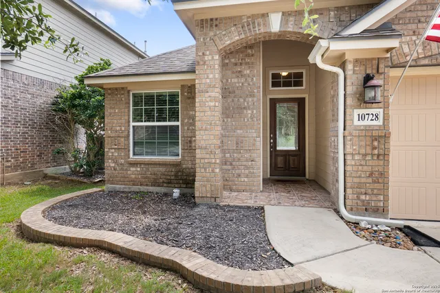 $464,500 | 10728 Barnsford Lane, Helotes, TX 78023