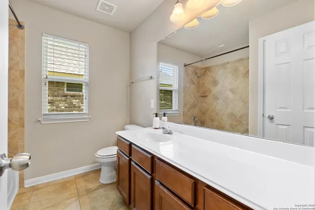 $464,500 | 10728 Barnsford Lane, Helotes, TX 78023