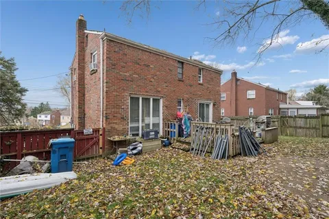 $165,000 | 6792 Tunnelview Drive, Pittsburgh, PA 15235