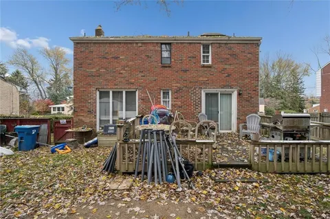 $165,000 | 6792 Tunnelview Drive, Pittsburgh, PA 15235
