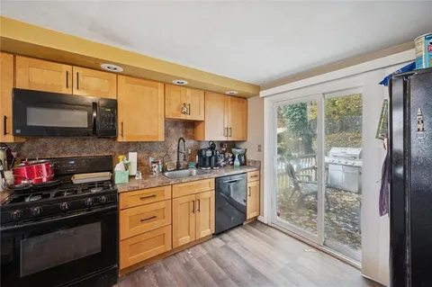 $165,000 | 6792 Tunnelview Drive, Pittsburgh, PA 15235