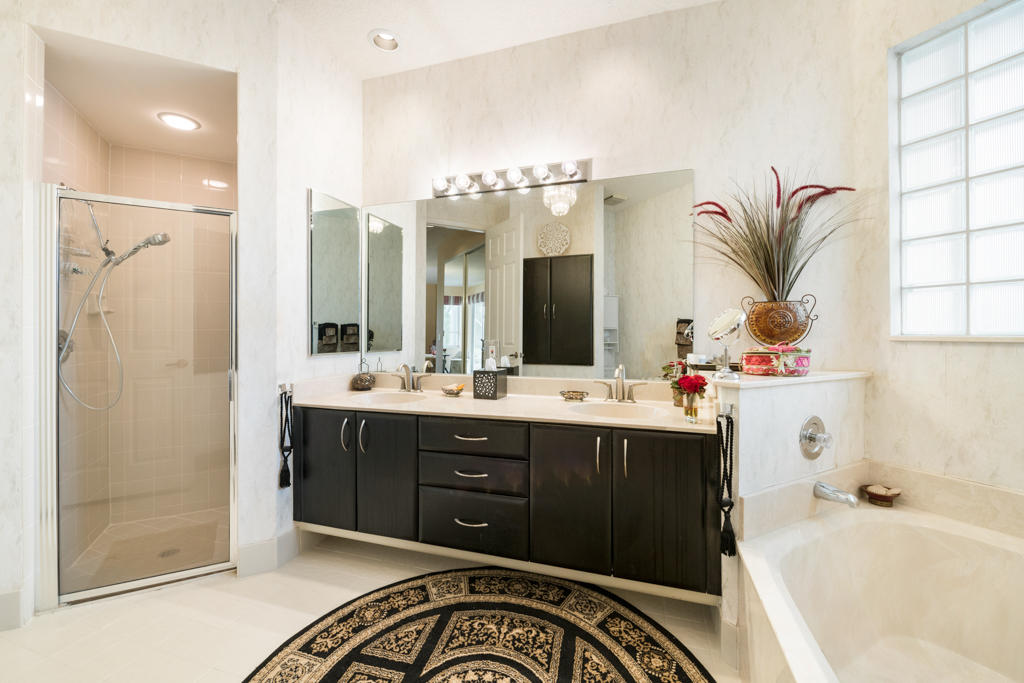 6417 Brava Way Boca Raton, FL 33433 - Photo 21 of 36 DSC_0657