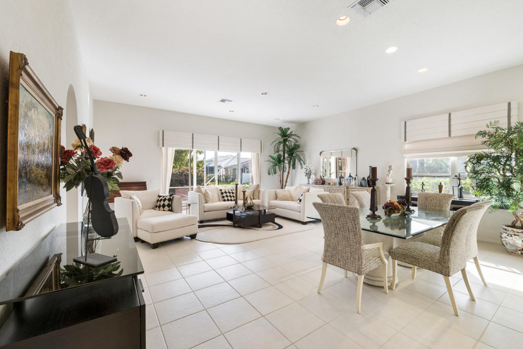 6417 Brava Way Boca Raton, FL 33433 - Photo 7 of 36 DSC_0585