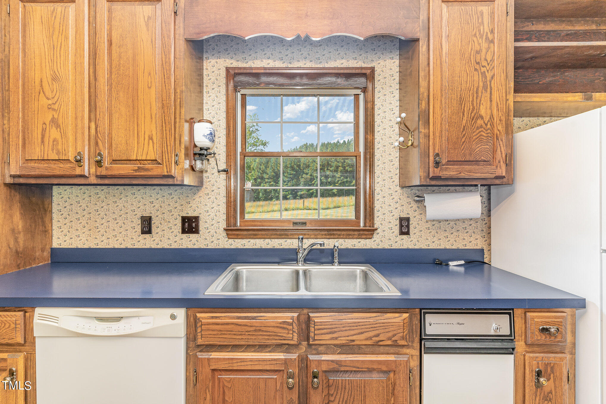 8450 Perry Road Graham, NC 27253 - Photo 15 of 37