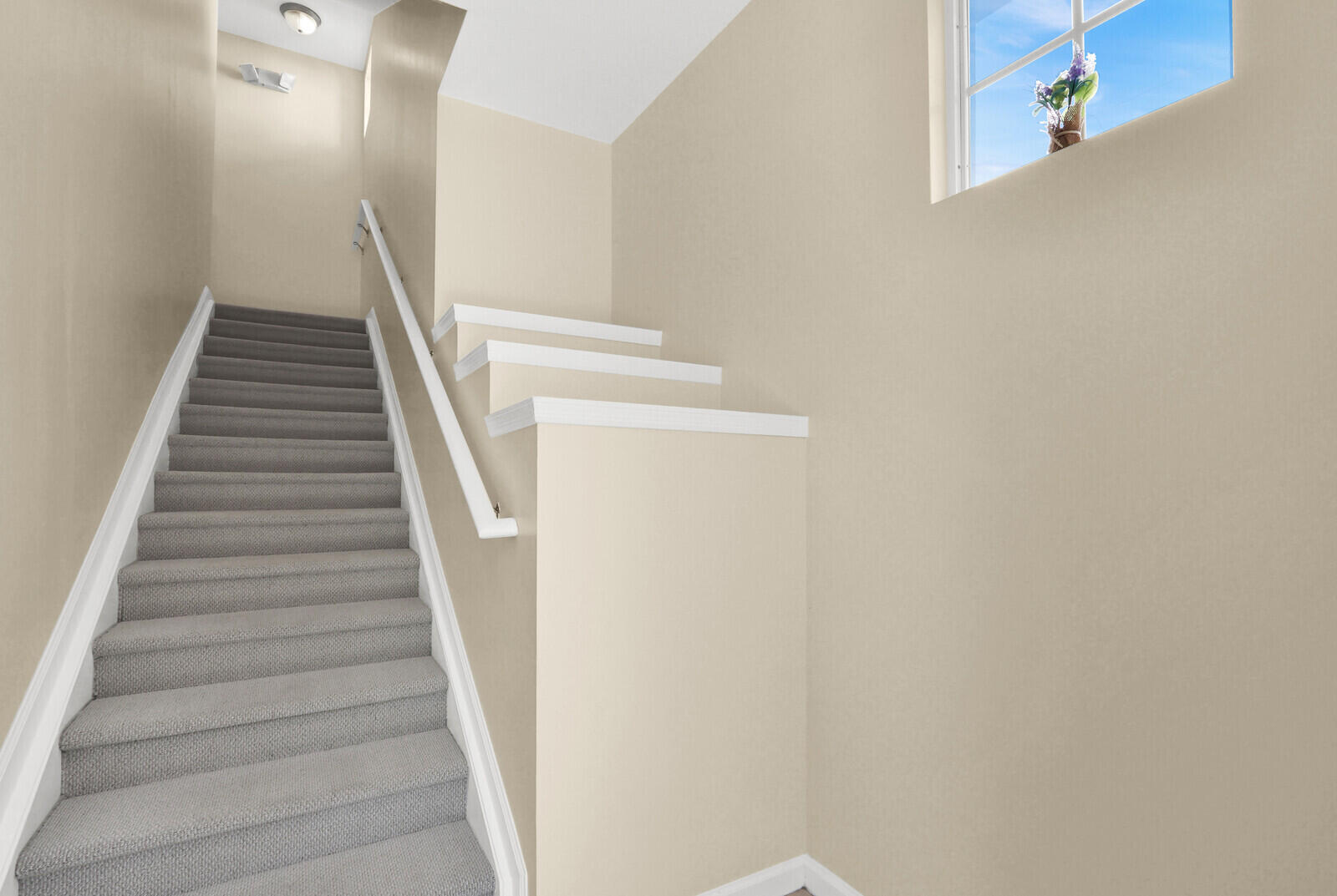 255 Murcia Drive, Unit 202 Jupiter, FL 33458 - Photo 6 of 36 255 Murcia 4