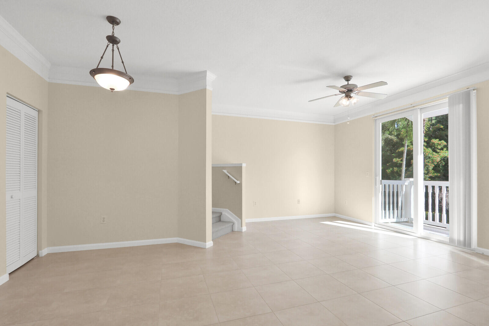255 Murcia Drive, Unit 202 Jupiter, FL 33458 - Photo 8 of 36 255 Murcia 6
