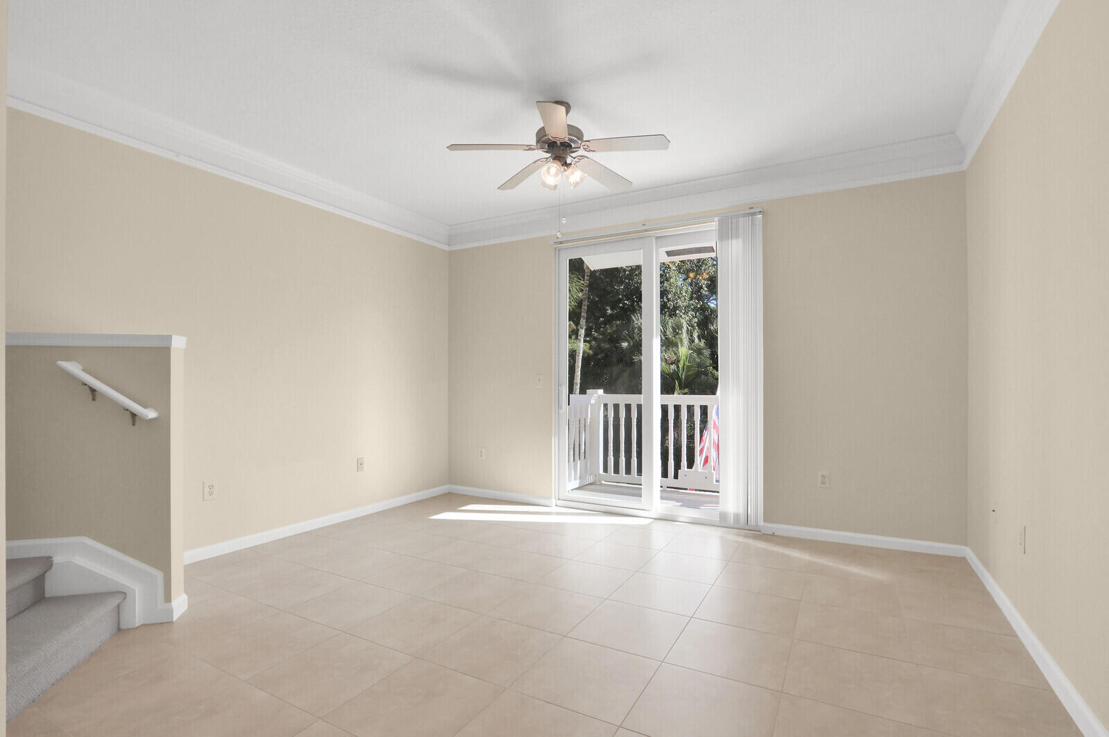 255 Murcia Drive, Unit 202 Jupiter, FL 33458 - Photo 9 of 36 255 Murcia 7