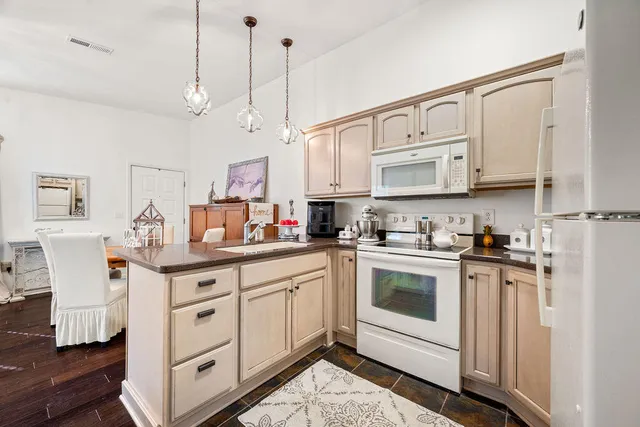 $225,000 | 55 Condo Circle, Ringgold, GA 30736