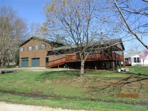 $299,000 | 1653 Lakeshore Drive, Cuba, MO 65453