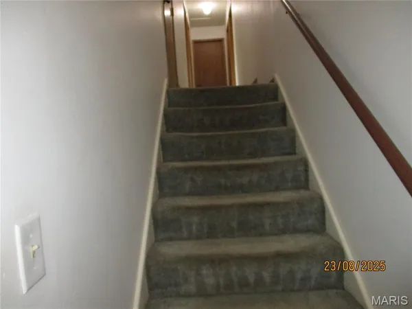 $299,000 | 1653 Lakeshore Drive, Cuba, MO 65453