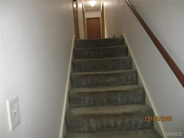 $319,900 | 1653 Lakeshore Drive, Cuba, MO 65453